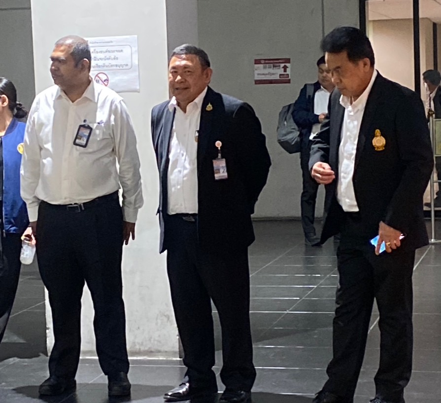 title - ส.ป.ก. ร่วมติดตามและรับฟังการประชุมสภาผู้แทนราษฎร วันที่ 2